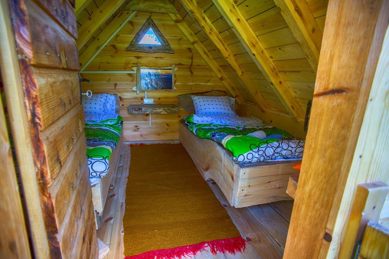 Eco Camp Chalets Pod Gorom Жабляк Экстерьер фото